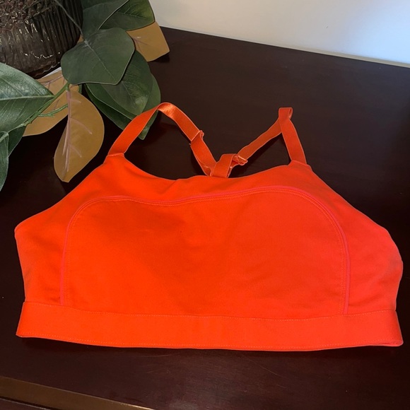 Fabletics sports bra - Picture 1 of 2
